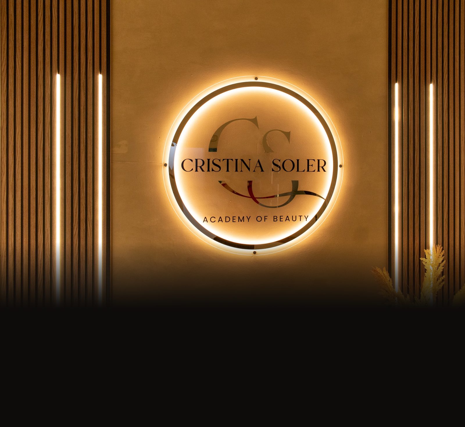 Logotipo de Cristina Soler Academy of Beauty